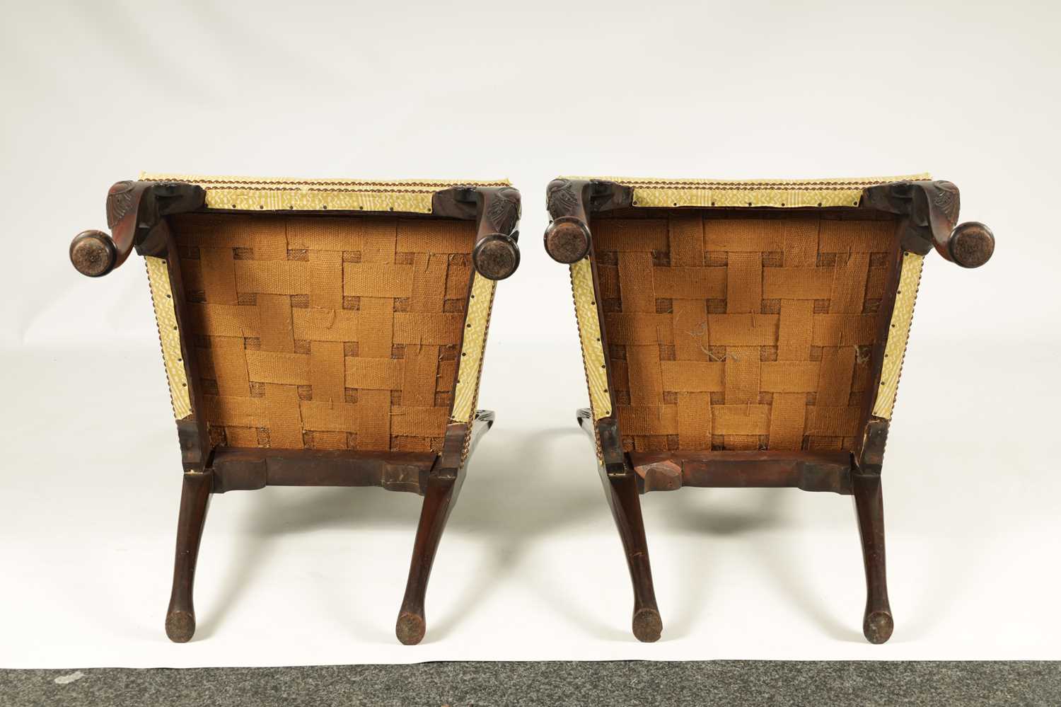 A FINE PAIR OF GEORGE II MAHOGANY UPHOLSTERED SIDE CHAIRS OF GENEROUS SIZE - Image 8 of 10
