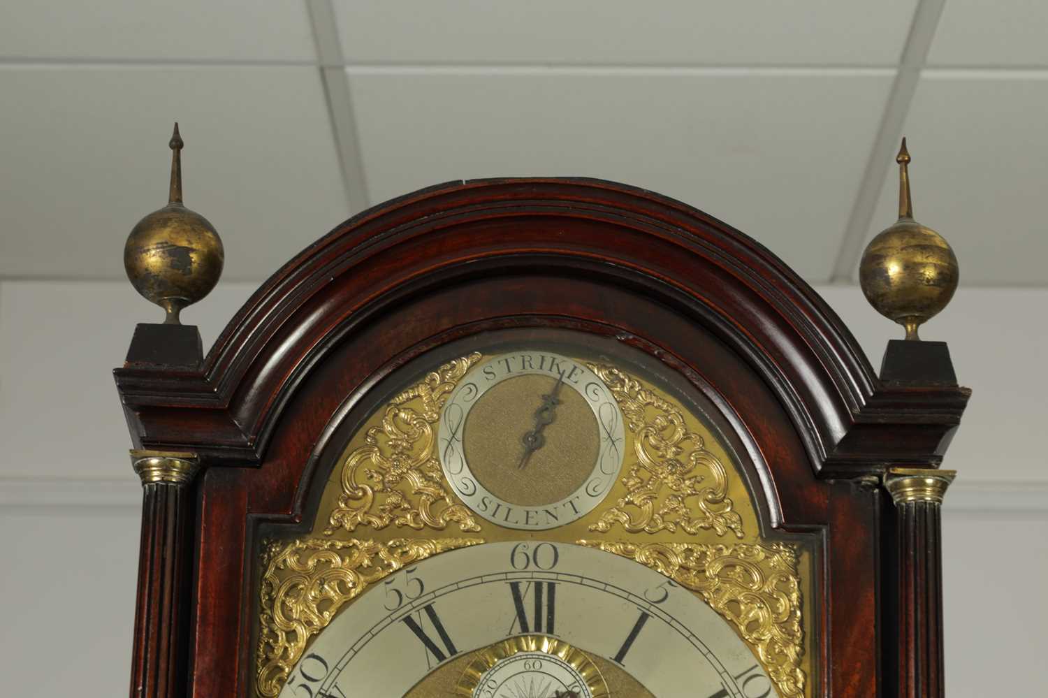 WILLIAM SKEGG, LONDON. A GEORGE III FIGURED MAHOGANY LONGCASE CLOCK - Image 5 of 21