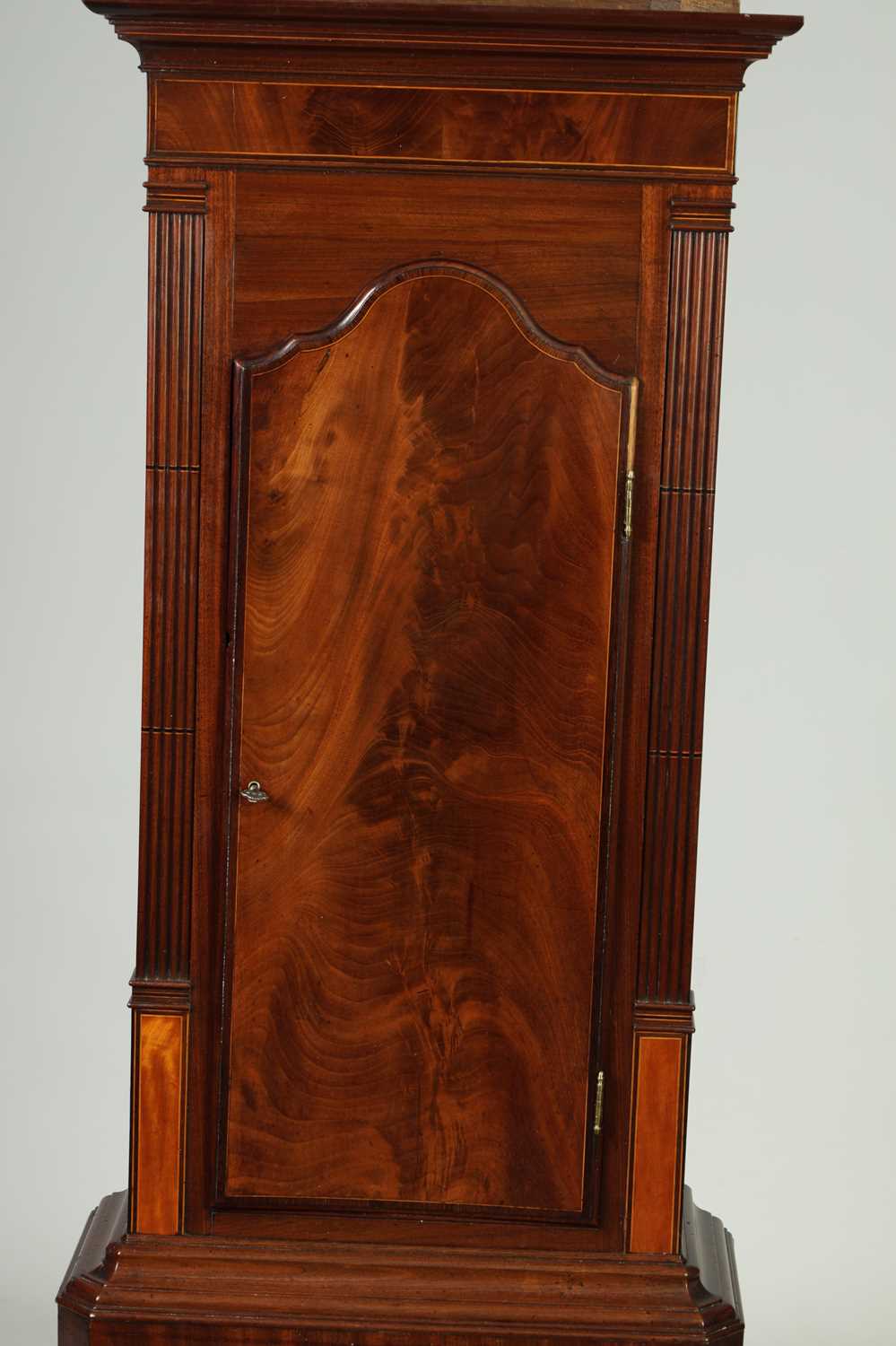 STONES, BLACKBURN. AN EARLY 19TH CENTURY MAHOGANY ‘AXE MOON’ LONGCASE CLOCK - Image 7 of 12