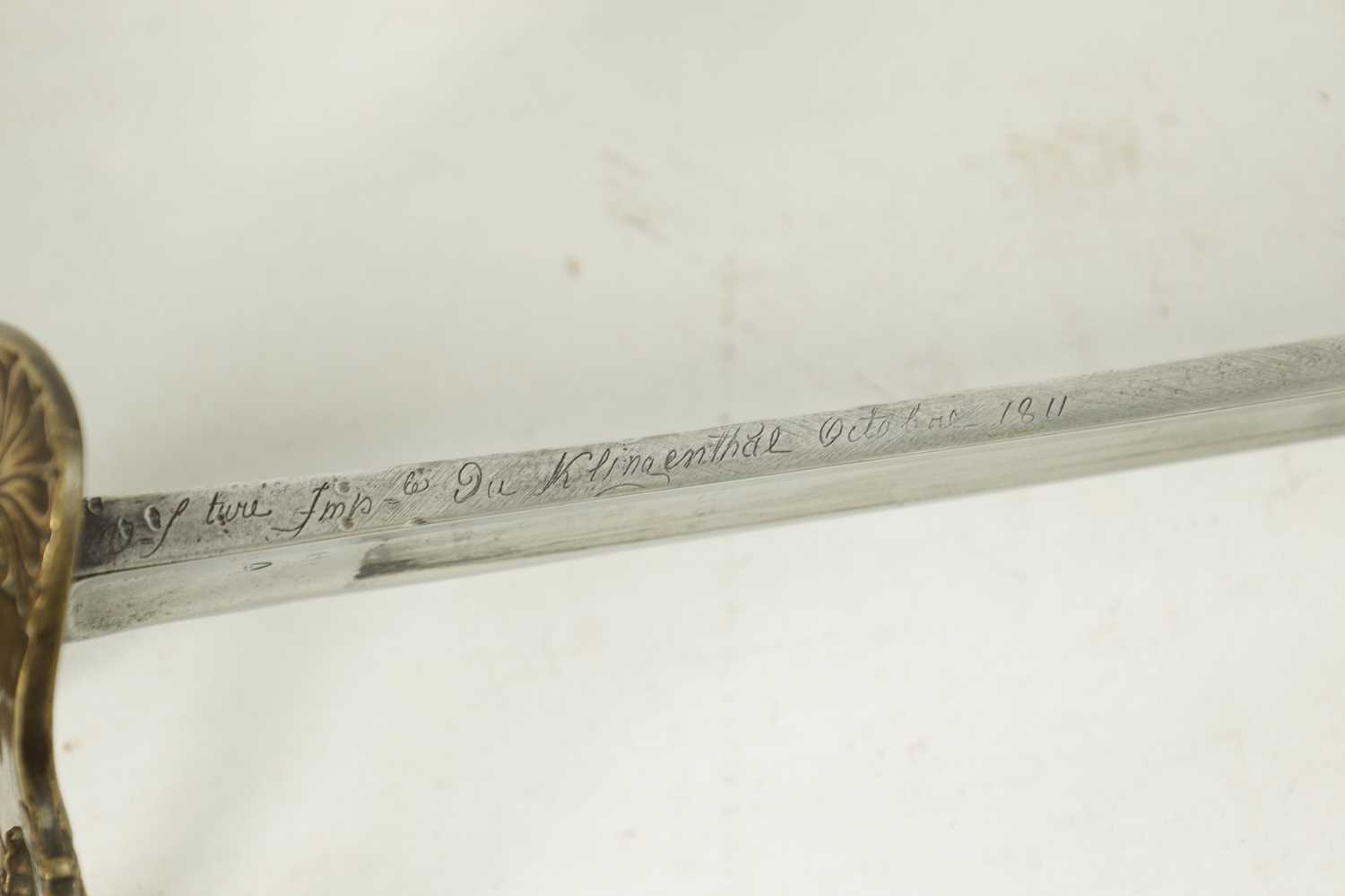 A 19TH CENTURY FRENCH CAVALRY SWORD - Image 7 of 8