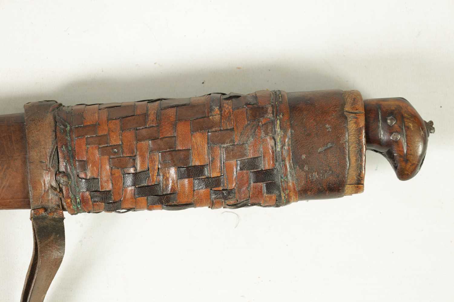 A 19TH CENTURY INDIAN KHYBER KNIFE - Image 4 of 10