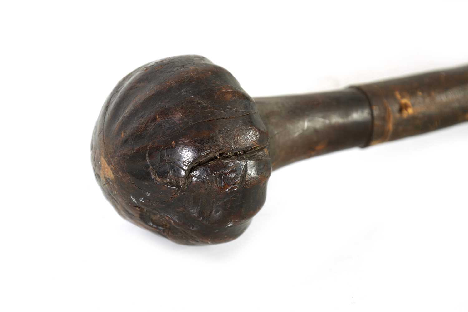 A 19TH CENTURY FIJIAN HARDWOOD WAR CLUB - Image 2 of 5