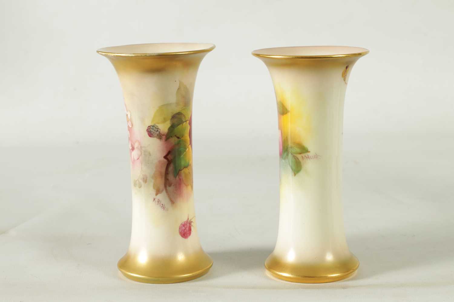 TWO EARLY 20TH CENTURY ROYAL WORCESTER SPILL VASES DECORATED IN AUTUMN BERRIES SIGNED KITTY BLAKE AN - Image 3 of 8