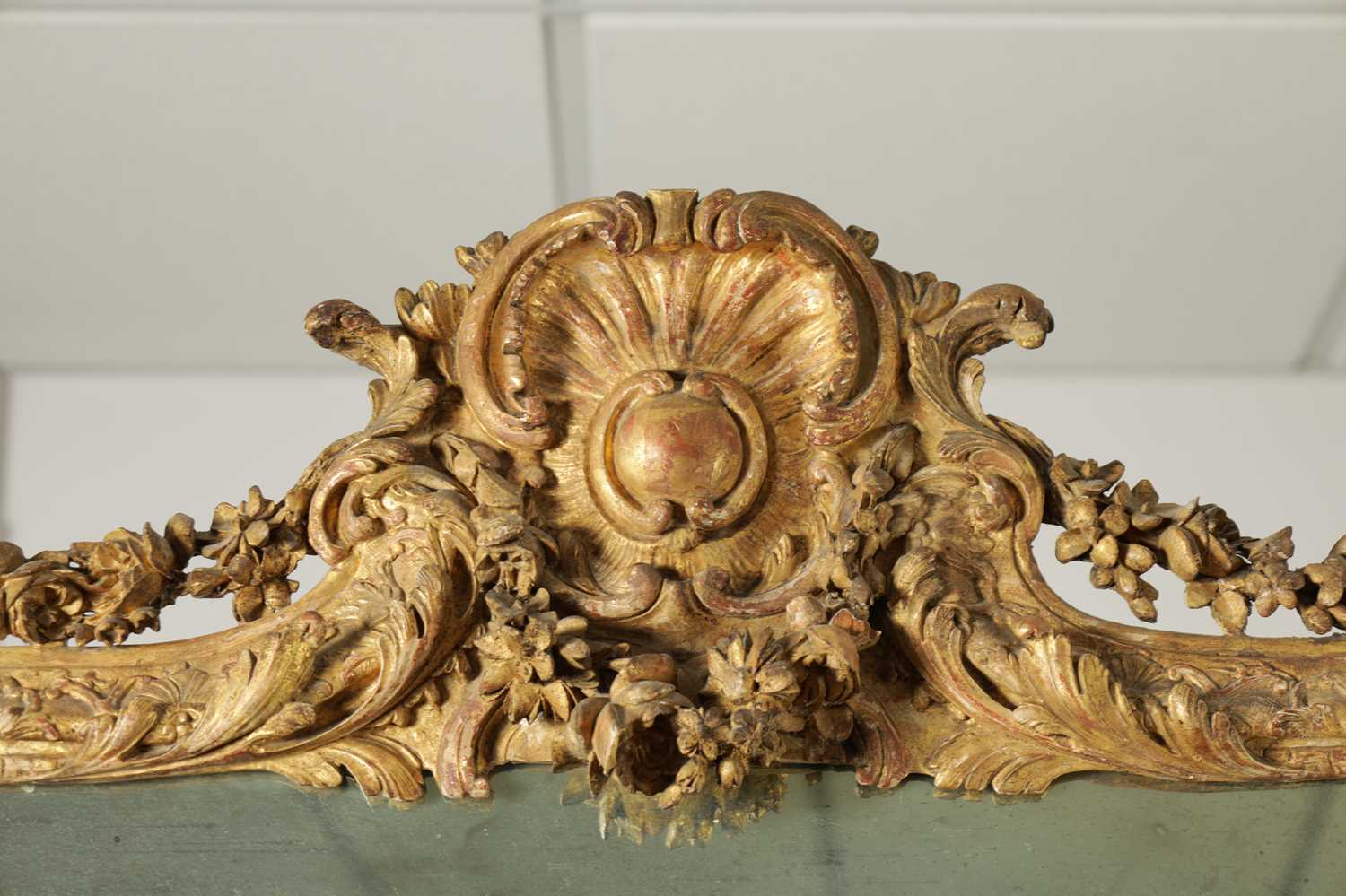 A GOOD LATE 18TH / EARLY 19TH CENTURY CARVED GILT WOOD PIER MIRROR - Image 2 of 9