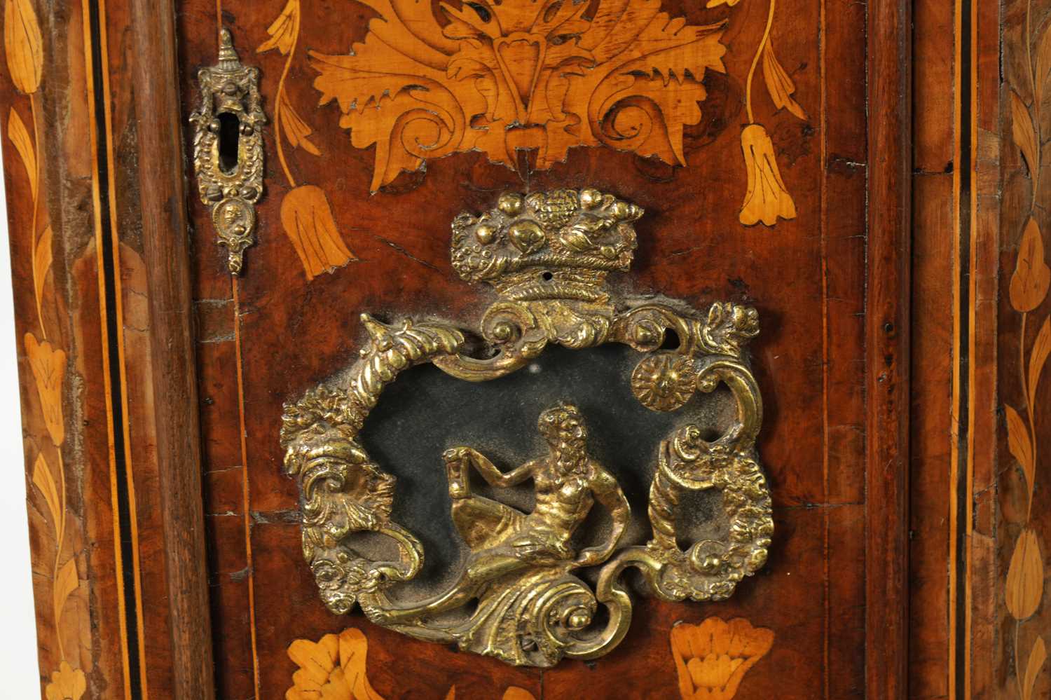 JOHN MARRIOTT, LONDON. A FINE 18TH CENTURY WALNUT AND DUTCH MARQUETRY 8-DAY LONG CASE CLOCK - Image 7 of 13