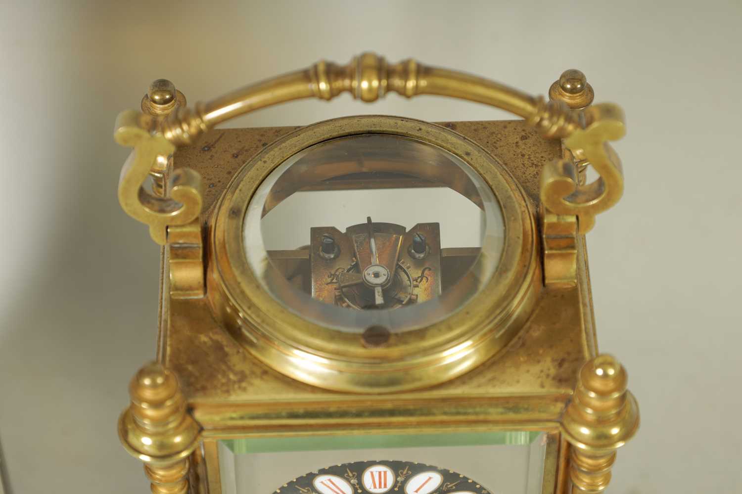 A LARGE LATE 19TH CENTURY FRENCH REPEATING CARRIAGE CLOCK - Image 4 of 12