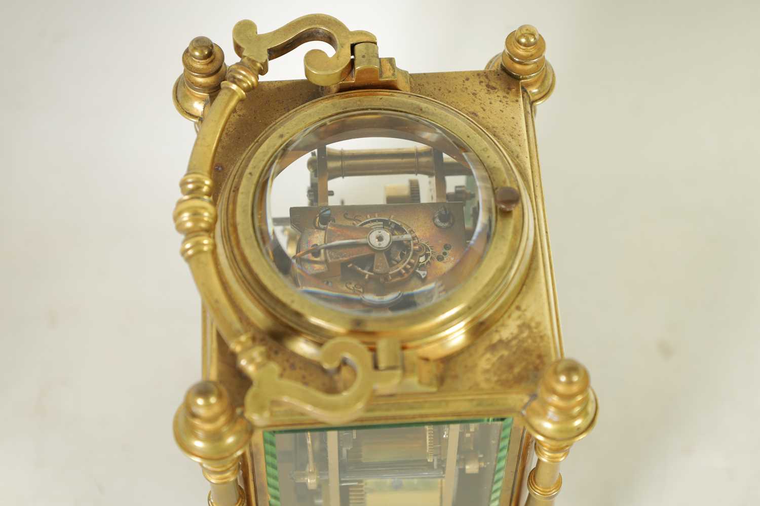 A LARGE LATE 19TH CENTURY FRENCH REPEATING CARRIAGE CLOCK - Image 7 of 12