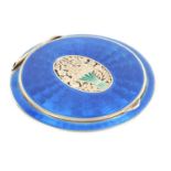 AN MID 20TH CENTURY AUSTRIAN .935 SILVER AND GUILLOCHE ENAMEL POWDER COMPACT