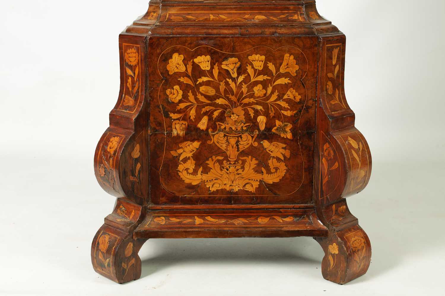 JOHN MARRIOTT, LONDON. A FINE 18TH CENTURY WALNUT AND DUTCH MARQUETRY 8-DAY LONG CASE CLOCK - Image 5 of 13