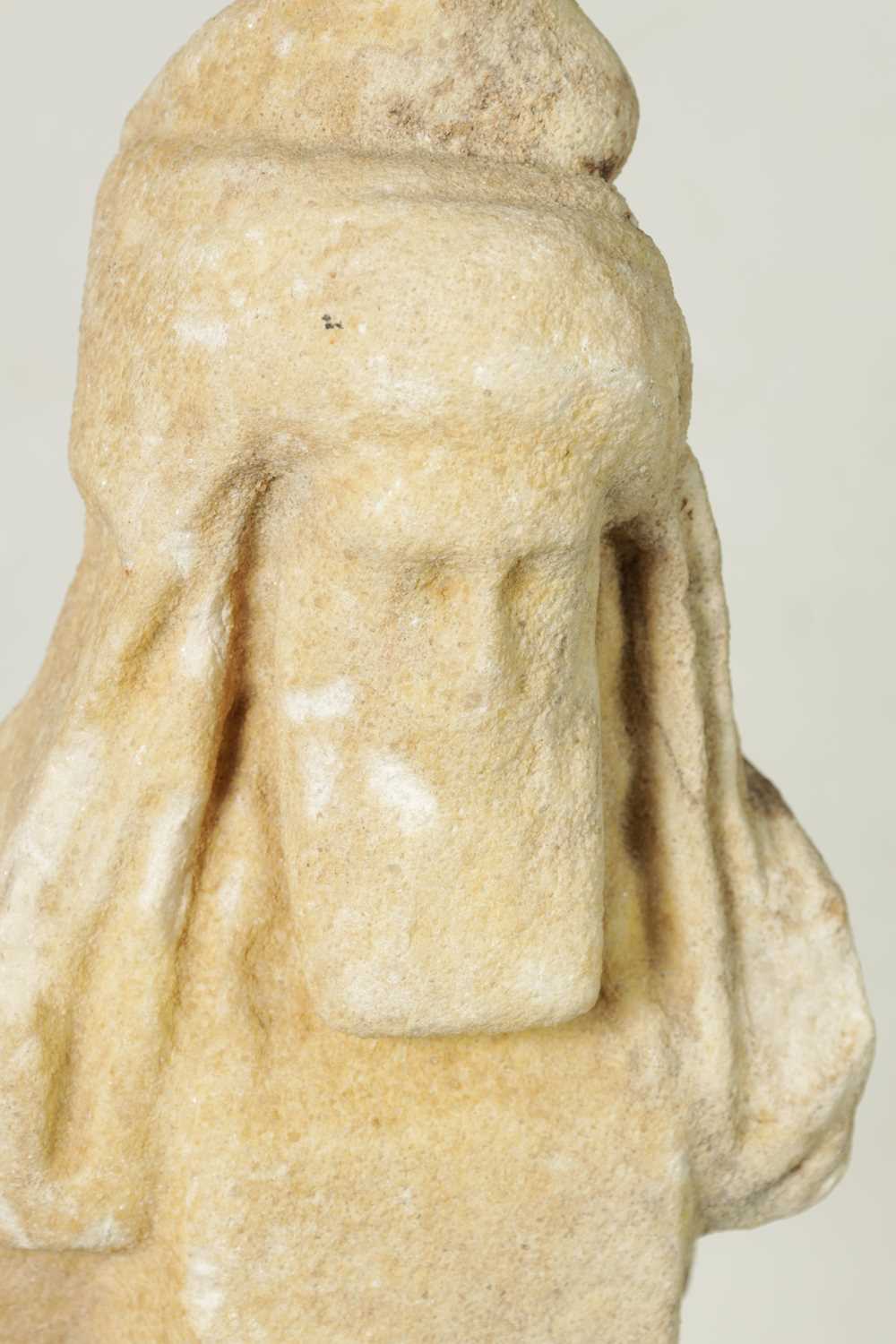 AN ANCIENT ROMAN 1ST/2ND CENTURY MARBLE FRAGMENT - Image 2 of 6