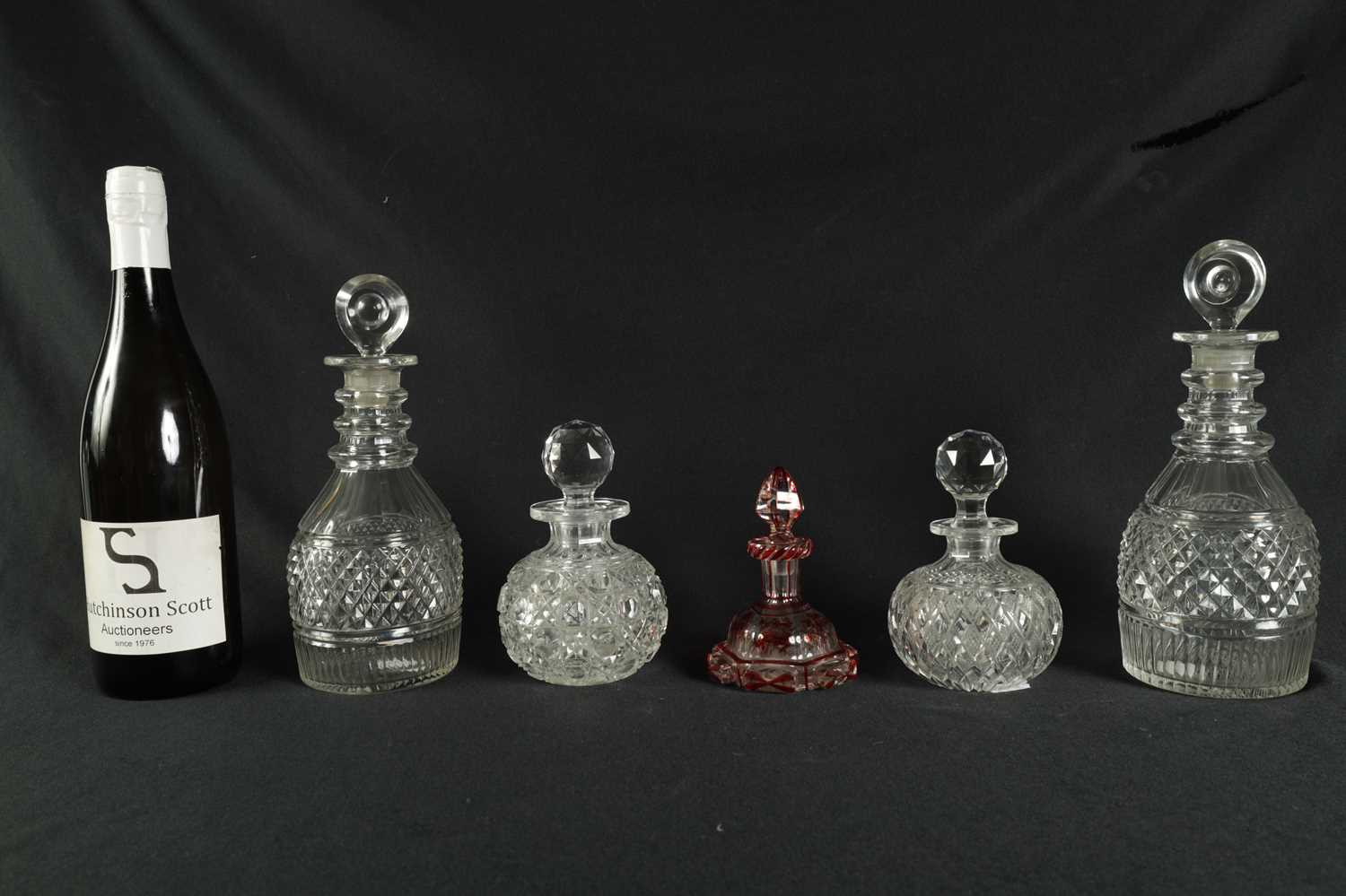 A PAIR OF 19TH CENTURY CUT GLASS DECANTERS - Image 28 of 63