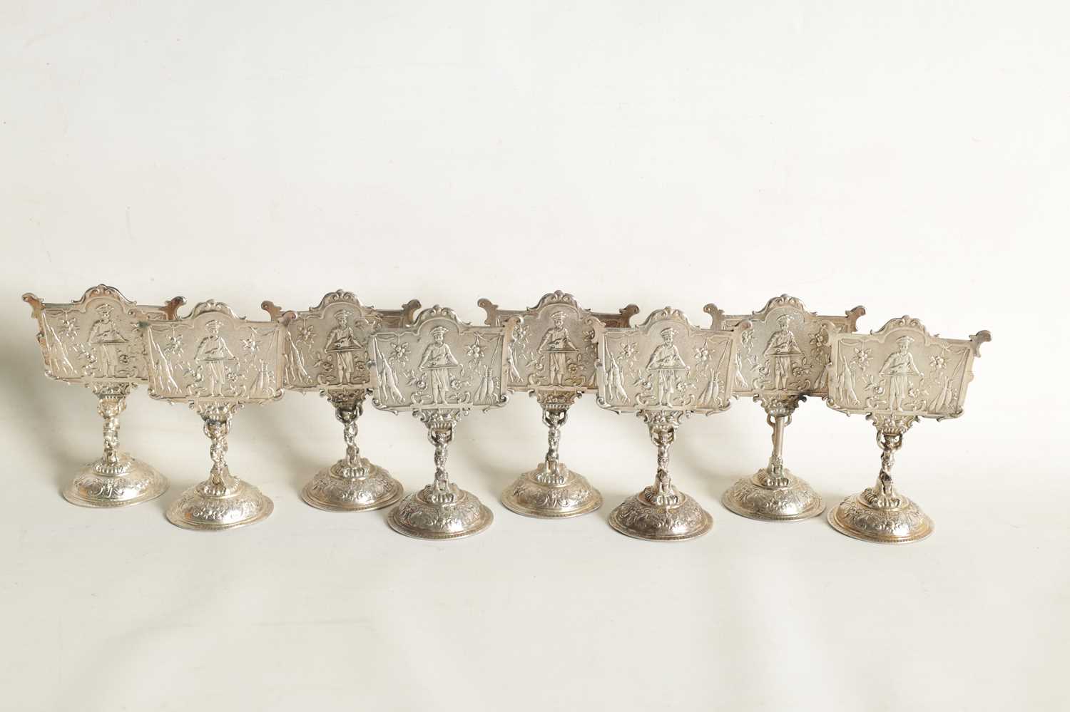 A SET OF EIGHT LATE 19TH CENTURY CONTINENTAL SILVER MENU HOLDERS - Image 9 of 11