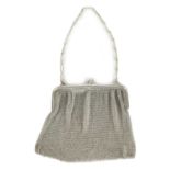 A .925 HALLMARKED LADIES SILVER MESH WORK EVENING BAG