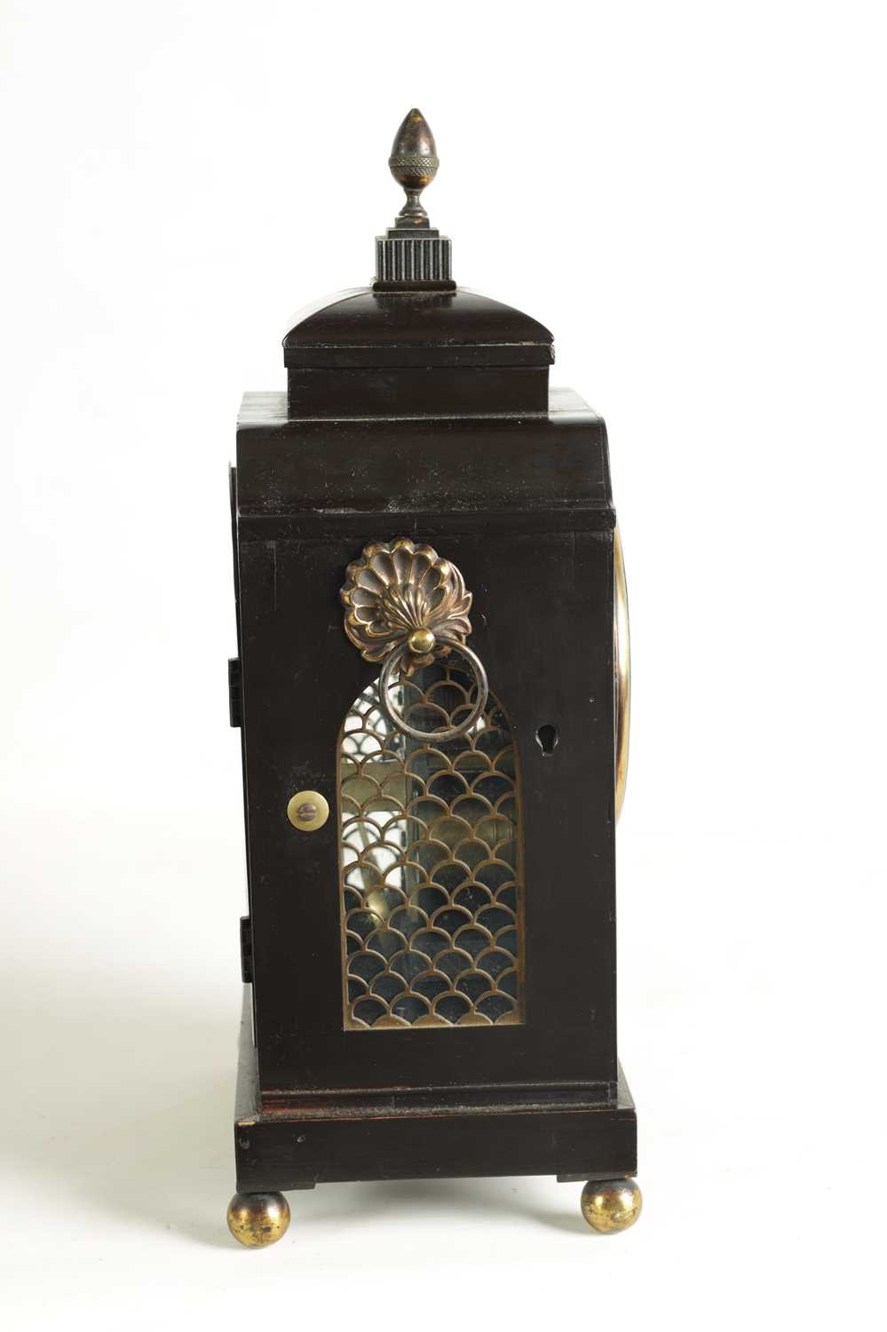 A SMALL REGENCY BRASS INLAID EBONISED DOUBLE FUSEE MANTEL CLOCK - Image 5 of 8