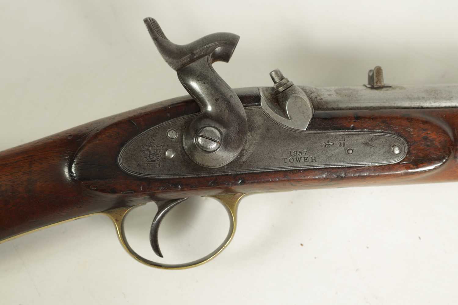 A 19TH CENTURY BRITISH MILITARY PERCUSSION SERVICE CARBINE - Image 5 of 12