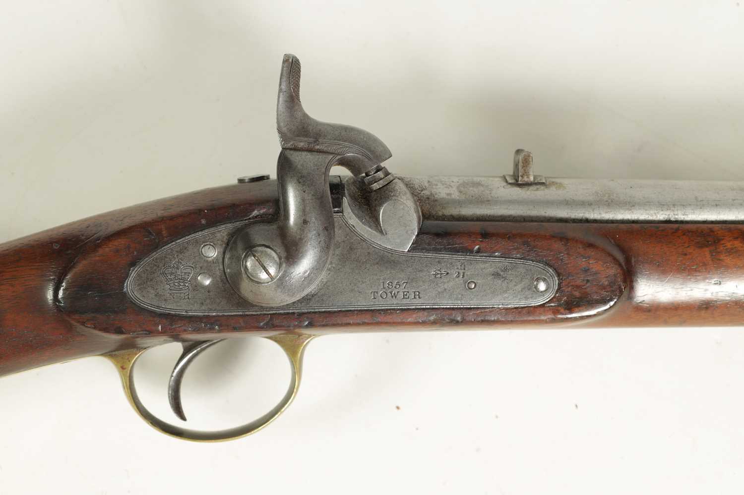 A 19TH CENTURY BRITISH MILITARY PERCUSSION SERVICE CARBINE - Image 2 of 12