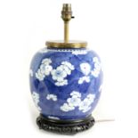 A 19TH CENTURY CHINESE BLUE AND WHITE PORCELAIN GINGER JAR CONVERTED AS A LAMP