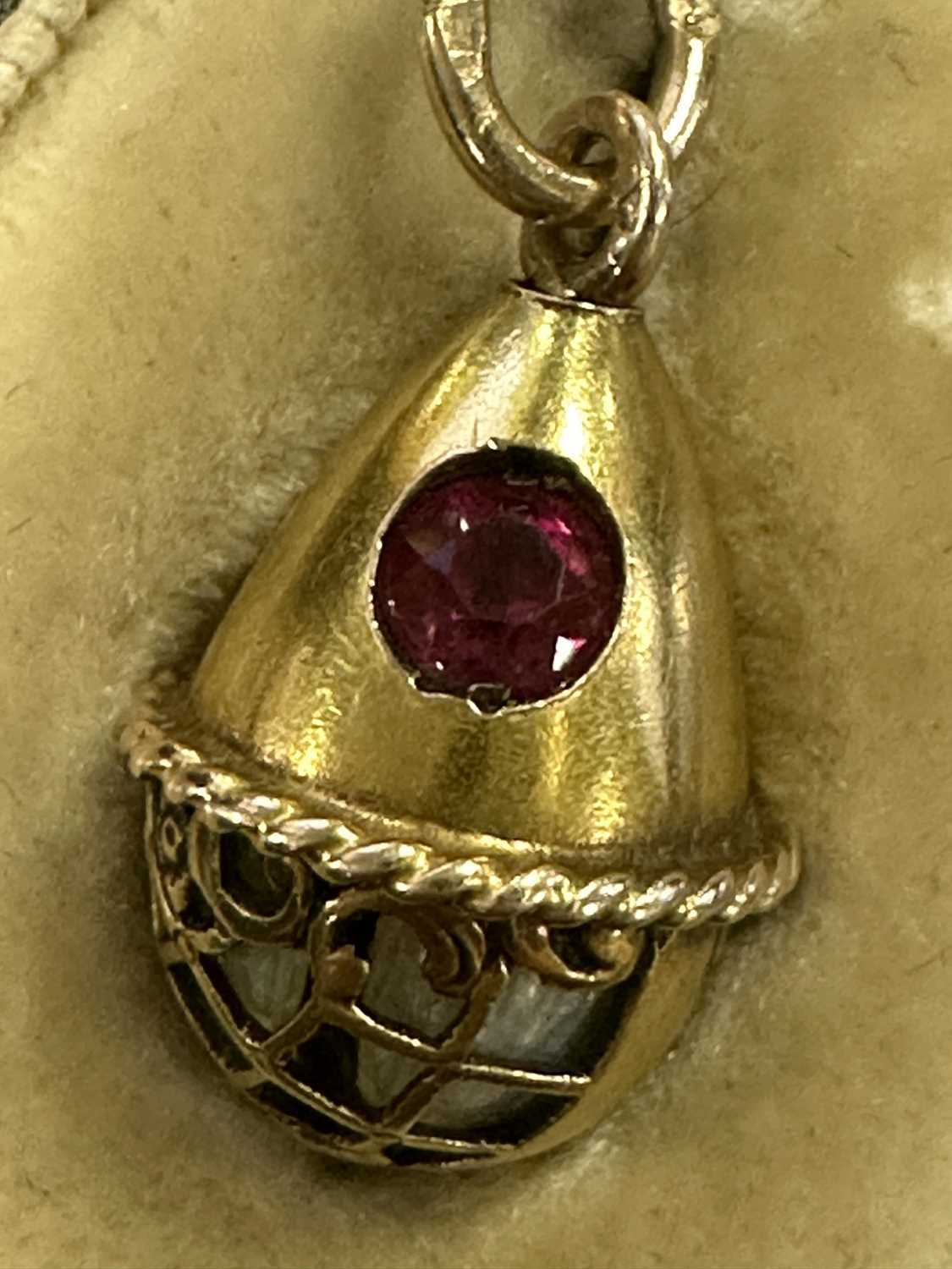 A LATE 19TH CENTURY FABERGE 14CT GOLD ENAMEL AND RUBY PENDANT EGG, WORKMASTER HENRIK WIGSTROM - Image 11 of 16