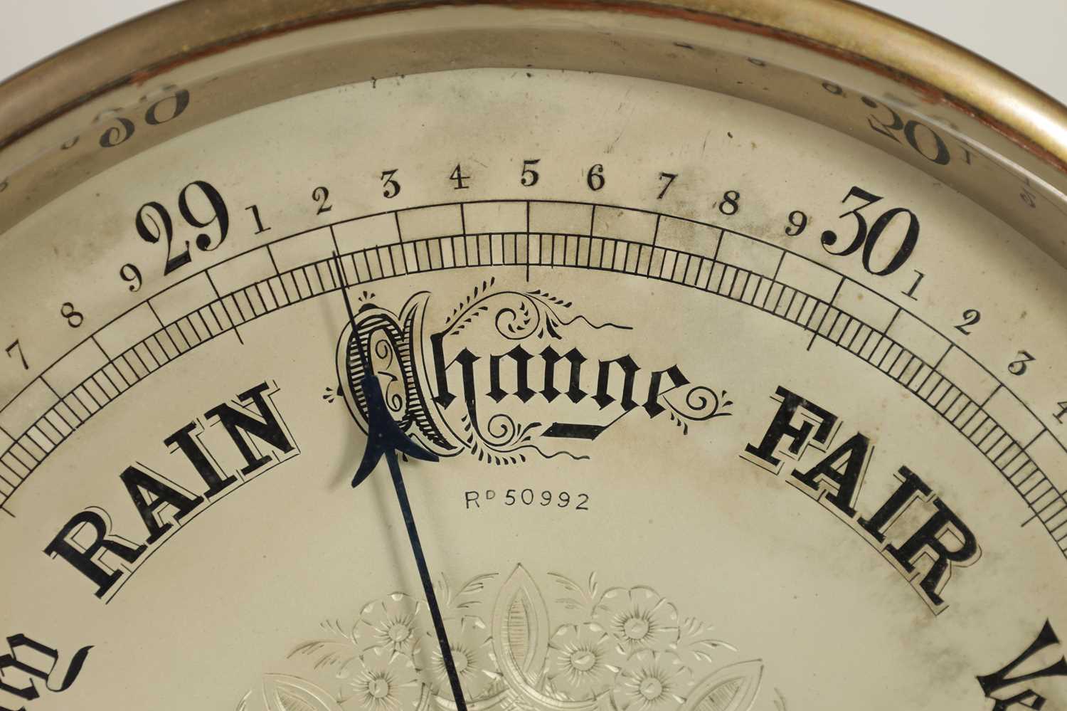 AN UNUSUAL LATE 19TH CENTURY BAROMETER OF EQUESTRIAN INTEREST - Image 3 of 12