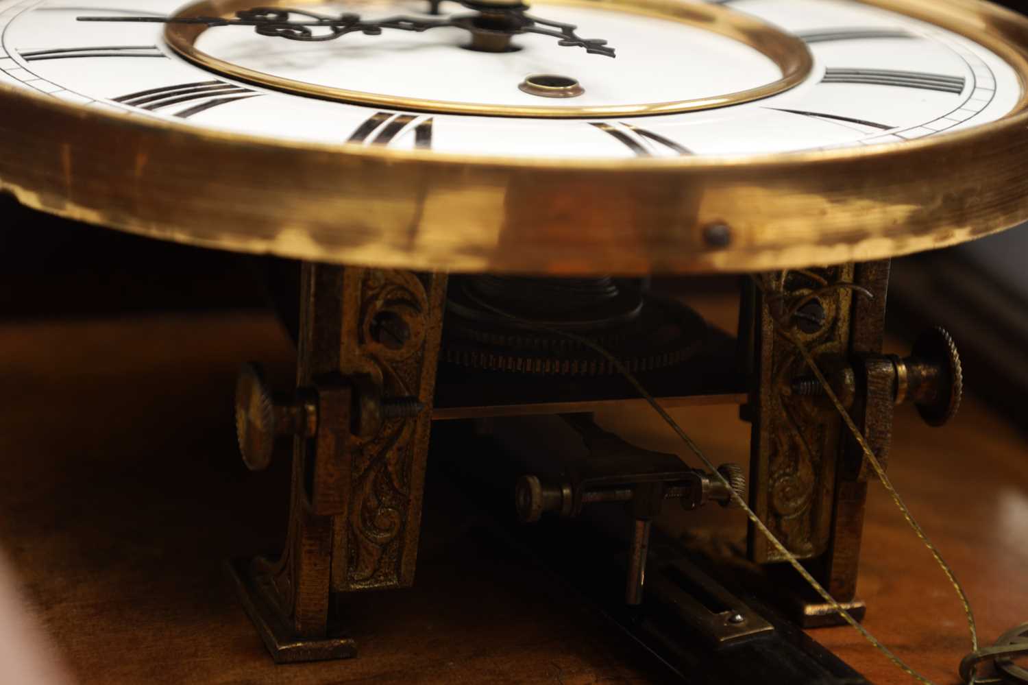 A LATE 19TH CENTURY WALNUT VIENNA STYLE WALL CLOCK - Image 8 of 9