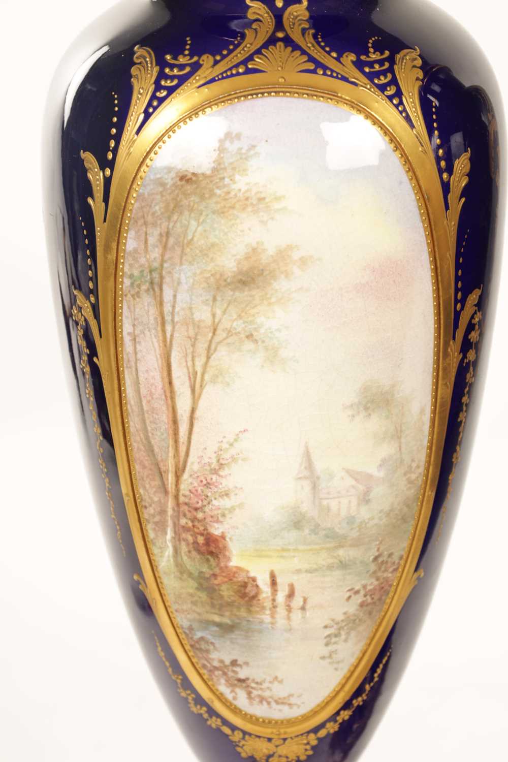 A PAIR OF LATE 19TH-CENTURY SERVES STYLE PORCELAIN LARGE CABINET VASES - Image 16 of 20