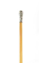 A LATE 19TH CENTURY CHINESE SILVER TOPPED RHINOCEROS HORN RIDING CROP