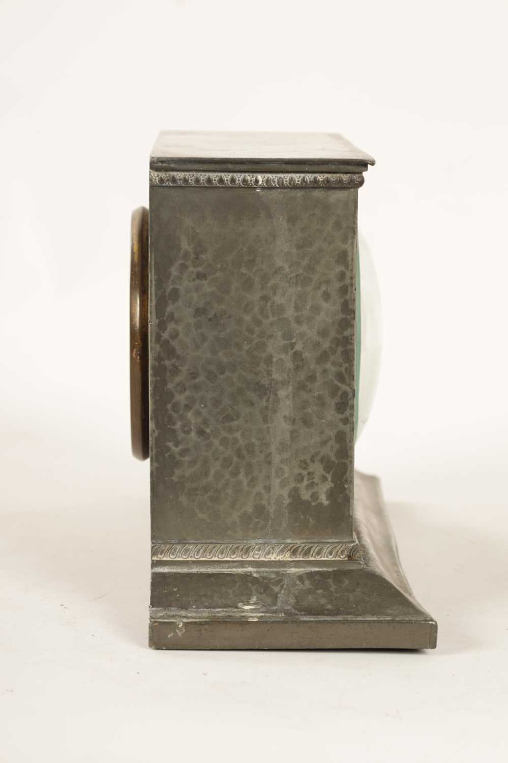 LIBERTY & CO. AN ARTS AND CRAFTS ENGLISH PEWTER MANTEL CLOCK - Image 3 of 6