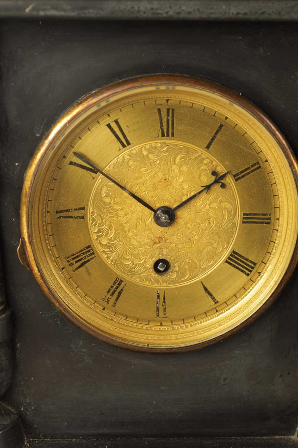 BARRAUD AND LUNDS, LONDON. AN ENGLISH REGENCY EGYPTIAN REVIVAL FUSEE MANTEL CLOCK - Image 4 of 10