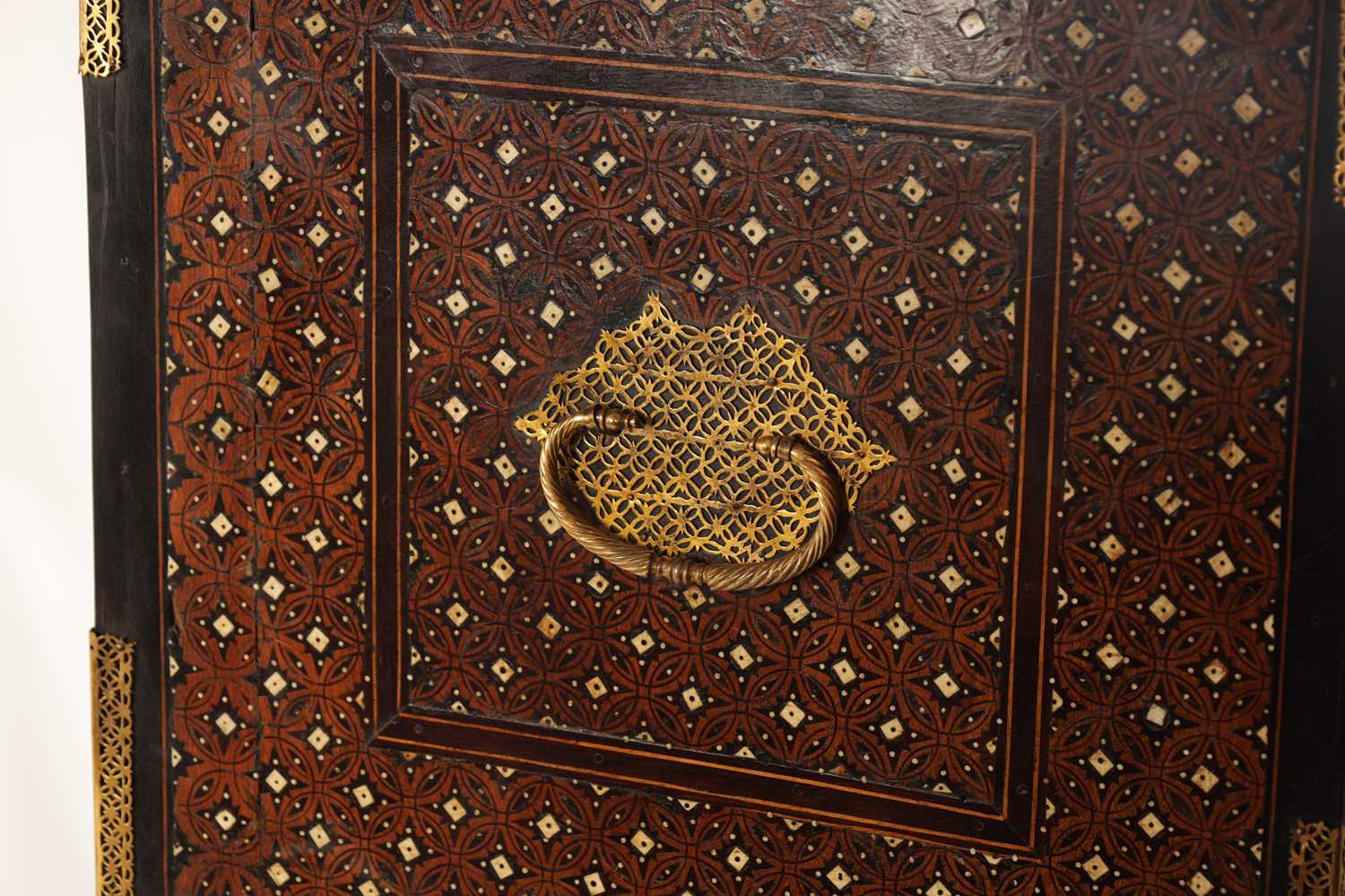 AN IMPORTANT LATE 17TH CENTURY INDO-PORTUGUESE IVORY INLAID PADOUCK AND EBONY COLLECTORS CABINET ON - Image 7 of 16