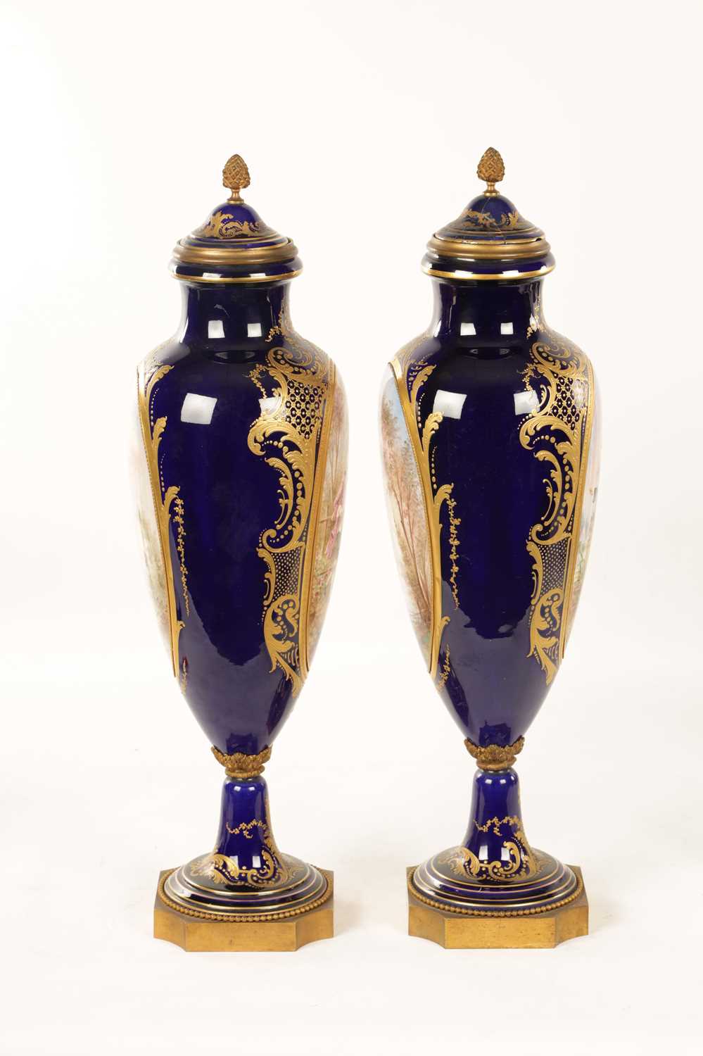 A PAIR OF LATE 19TH-CENTURY SERVES STYLE PORCELAIN LARGE CABINET VASES - Image 10 of 20