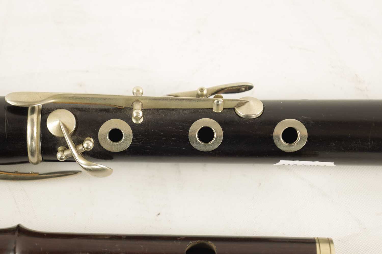 A COLLECTION OF THREE WOODEN FLUTES - Image 4 of 21