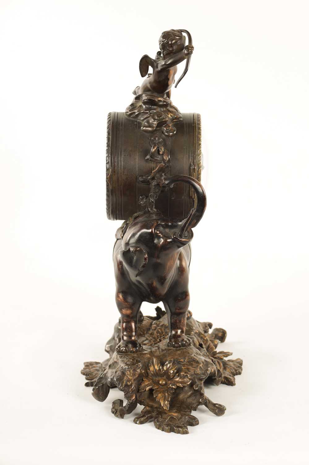 THUILLIER, A PARIS. A LATE 19TH CENTURY FRENCH PATINATED BRONZE MANTEL CLOCK - Image 8 of 14