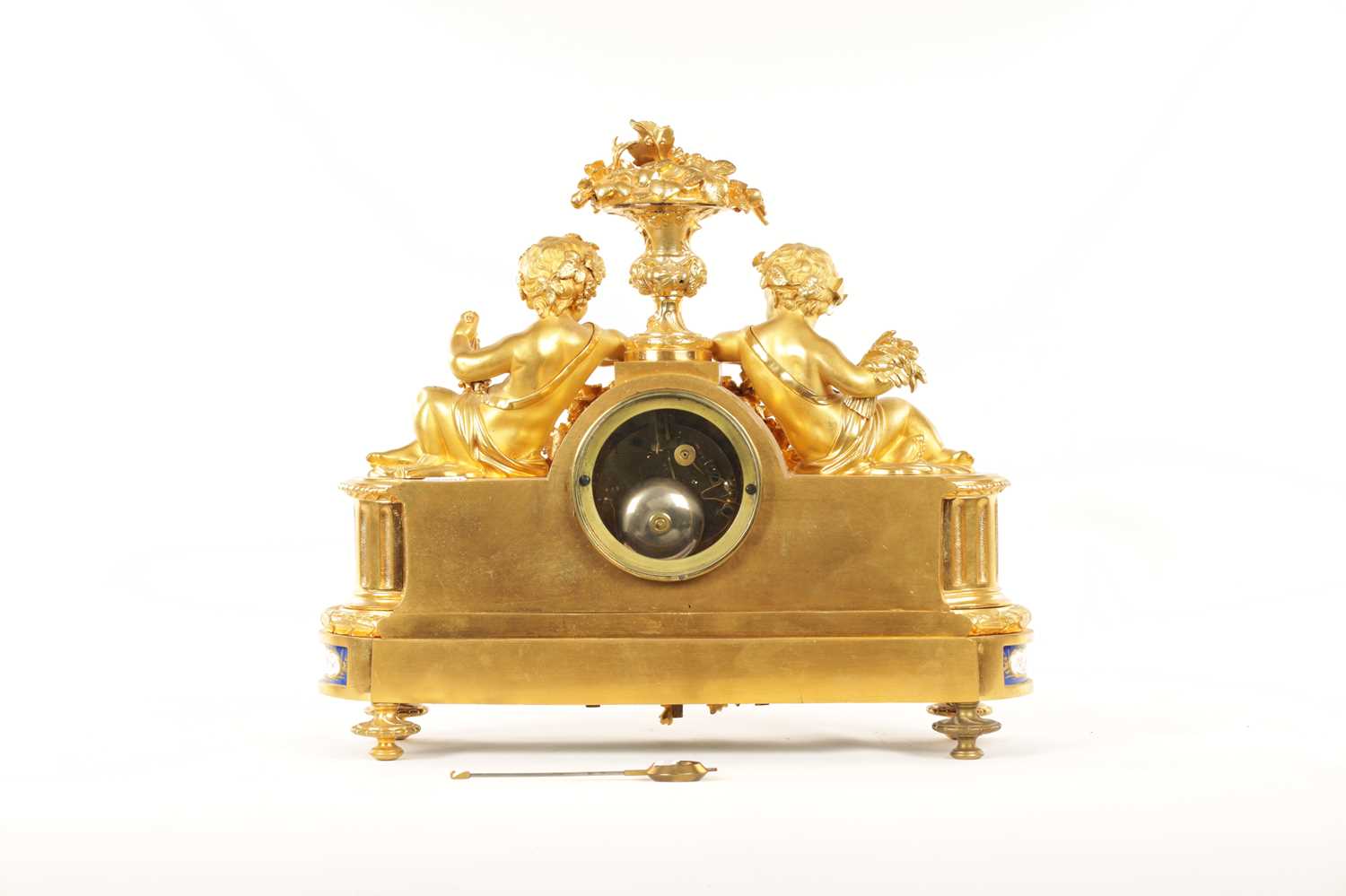 A 19TH CENTURY ORMOLU AND SEVRES STYLE PORCELAIN PANELLED MANTEL CLOCK - Image 11 of 13