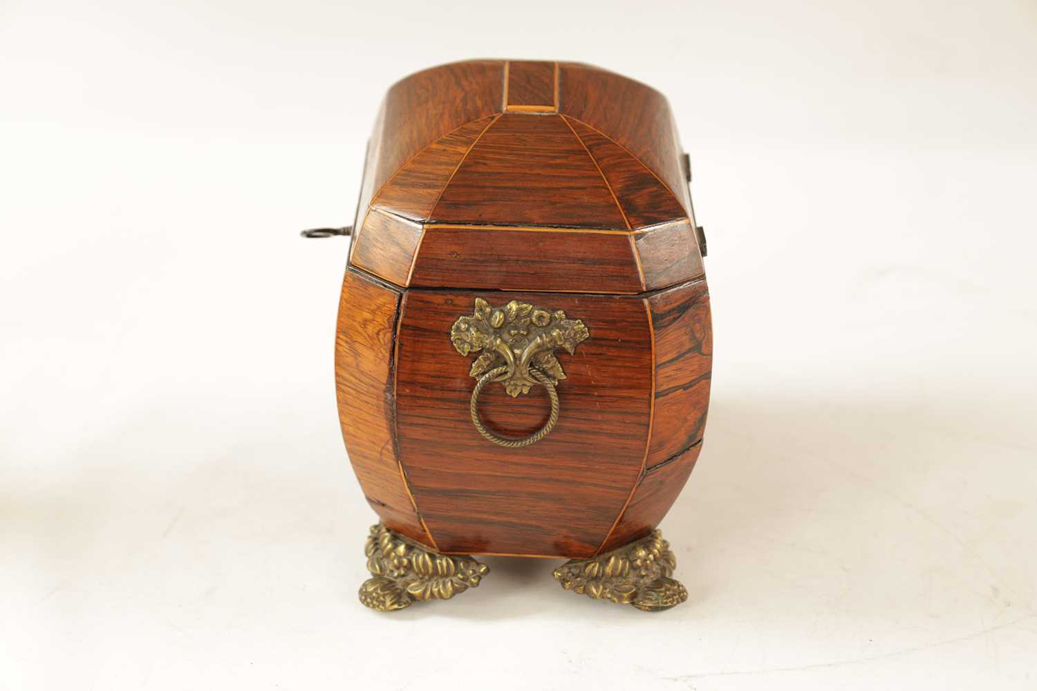 A REGENCY ROSEWOOD AND BOXWOOD INLAID BOMBE SHAPED TEA CADDY - Image 2 of 11
