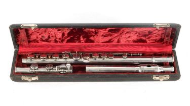 RUDALL ROSE CARTE & CO CIRCA 1859. A RARE EARLY SILVER FLUTE