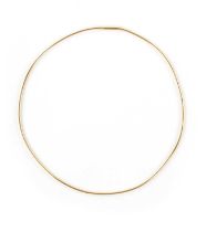 A .750 HALLMARKED YELLOW GOLD CHOKER NECKLACE