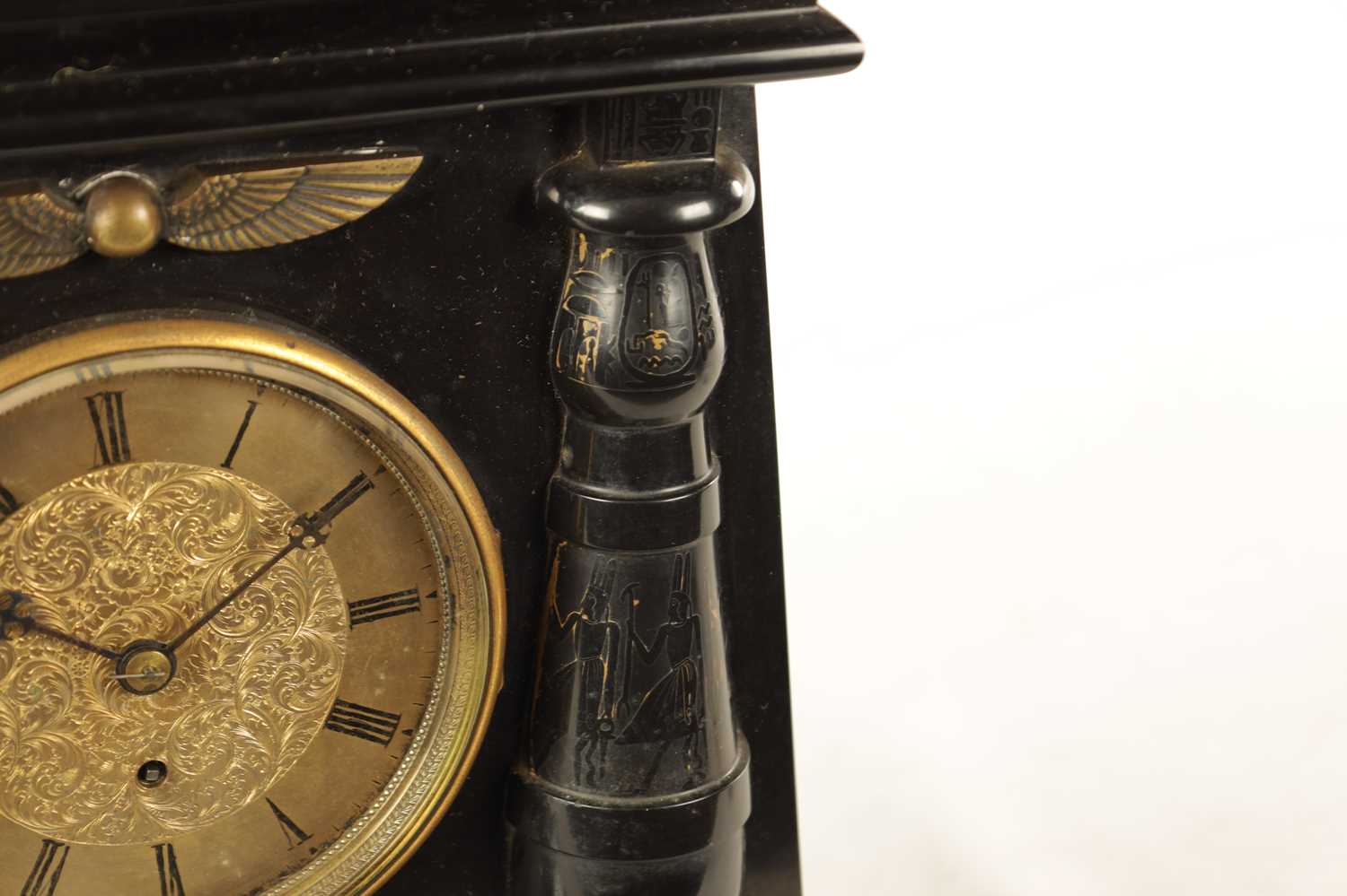 AN ENGLISH REGENCY EGYPTIAN REVIVAL FUSEE MANTEL CLOCK - Image 4 of 12