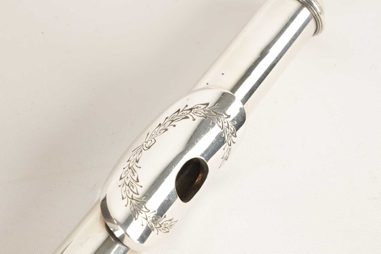 EMIL RITTERSHAUSEN NO 3400. A SILVER FLUTE WITH ENGRAVED LIP PLATE - Image 7 of 9