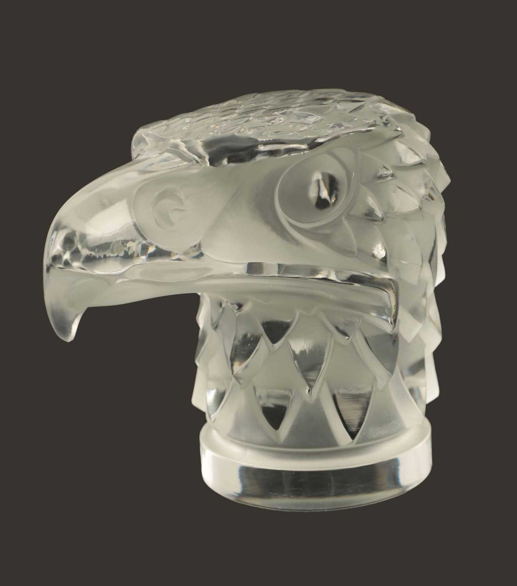 A RENE LALIQUE 'TETE D'AIGLE' CLEAR AND FROSTED GLASS CAR MASCOT - Image 2 of 8
