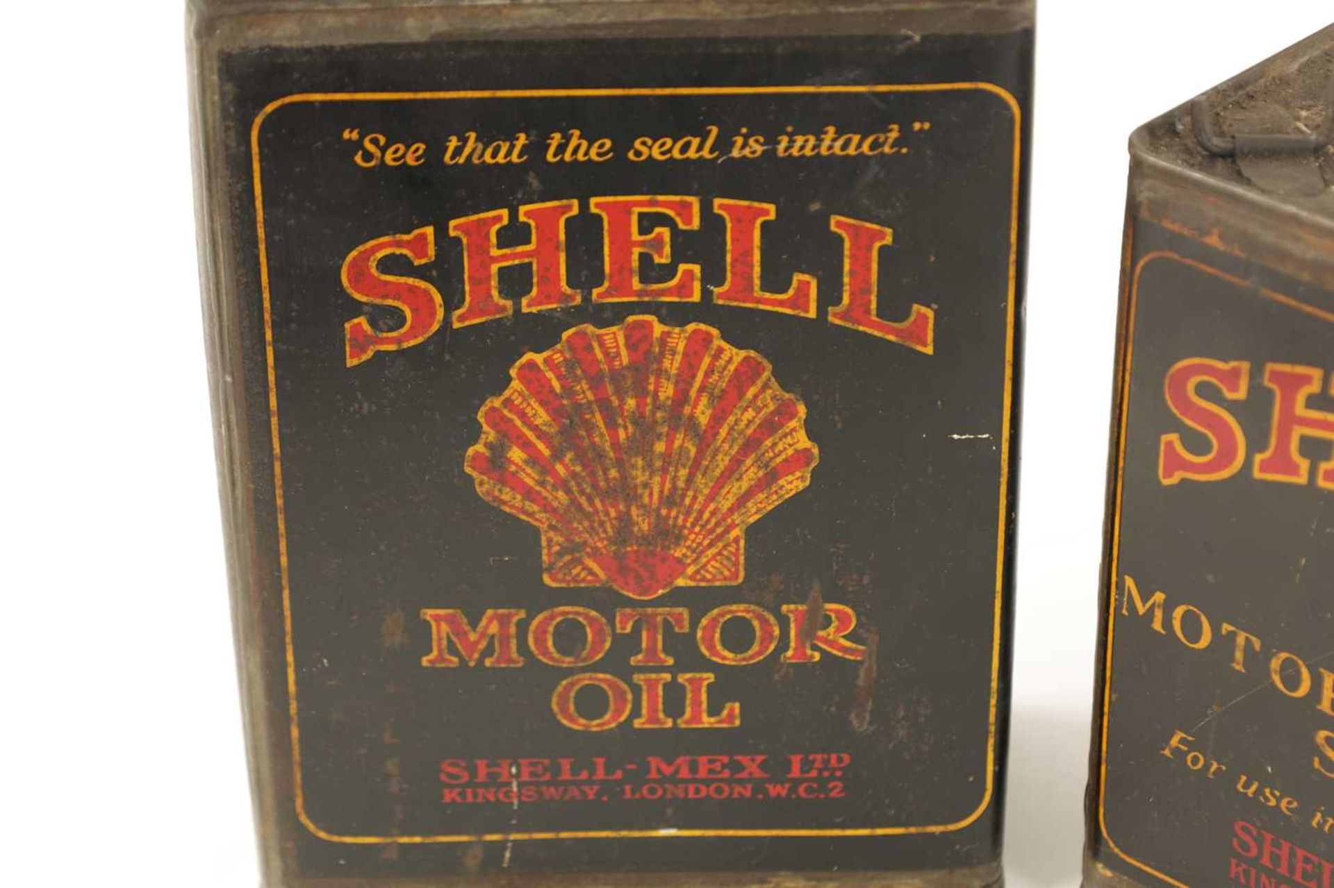 AN EARLY SHELL MOTOR GREASE CAN AND MOTOR OIL CAN - Bild 4 aus 9