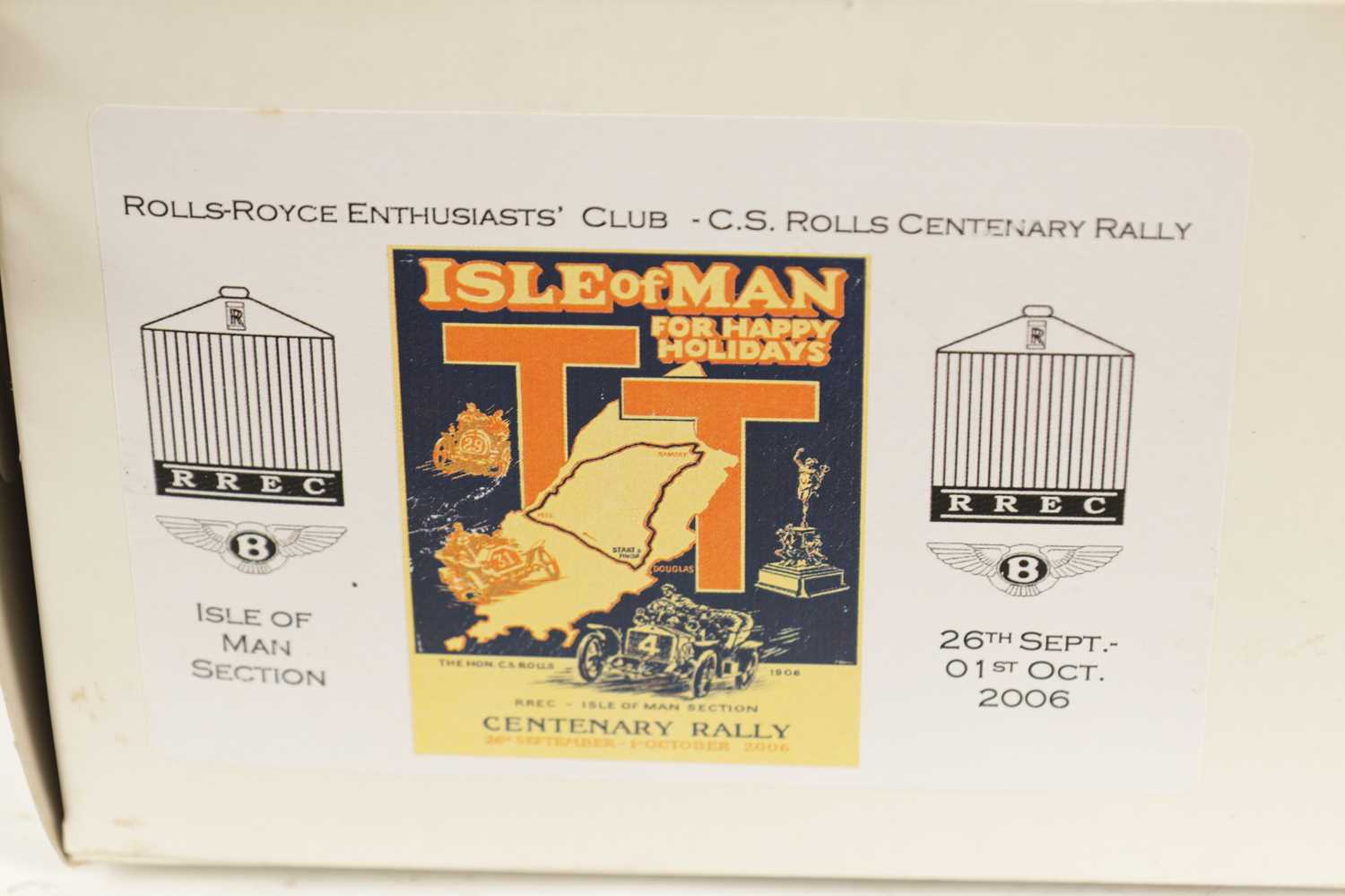 A MODERN LIMITED EDITION CERAMIC MODEL OF A 1906 ROLLS ROYCE BY JULIA ELLIOTT - Image 8 of 8
