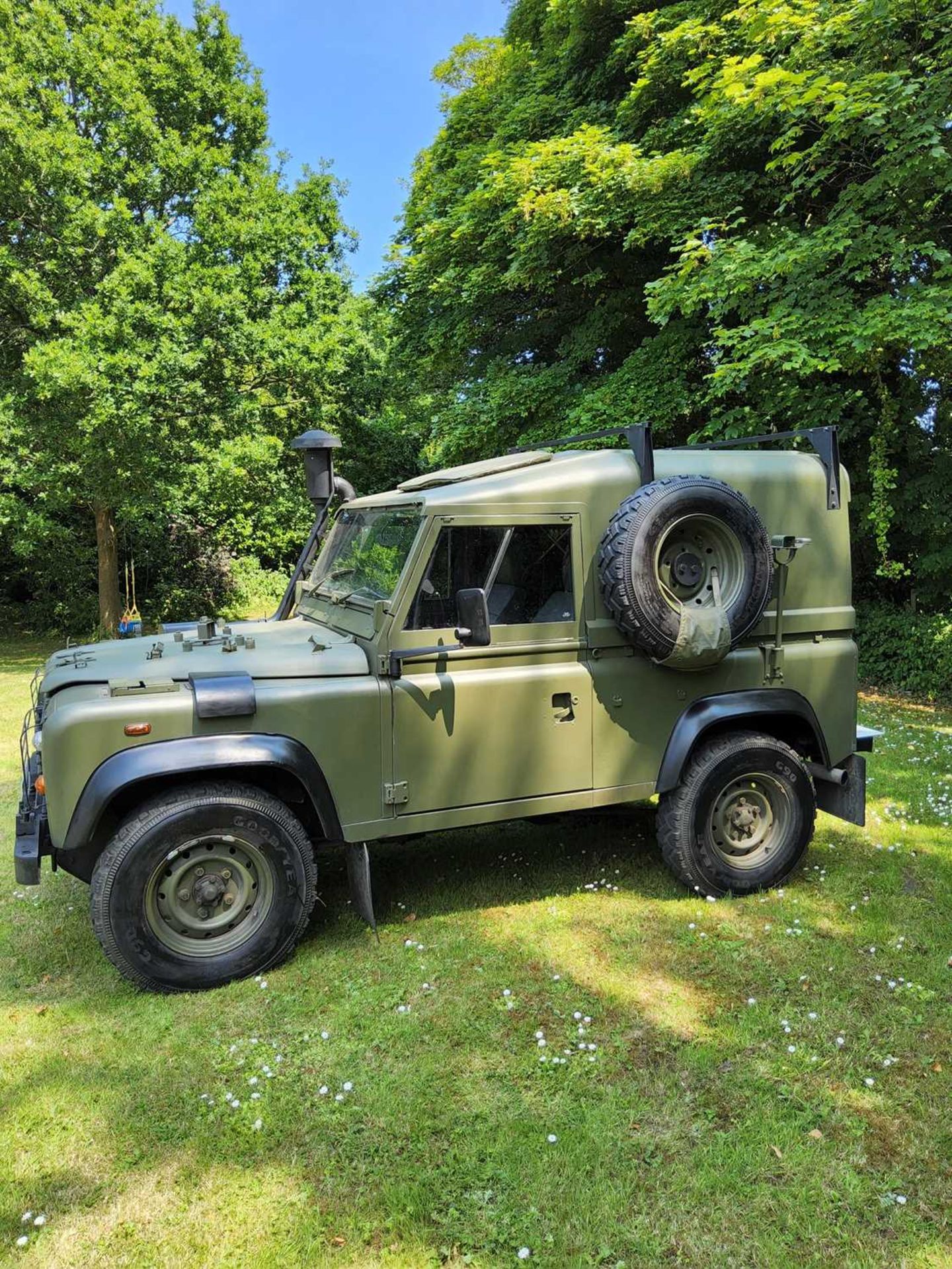 A VERY RARE 1999 LAND ROVER DEFENDER 90 WINTERISED, WATERPROOF WOLF FFR HARDTOP