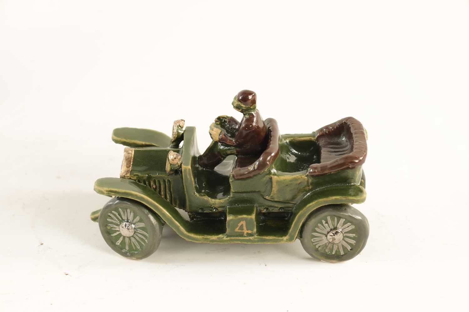 A MODERN LIMITED EDITION CERAMIC MODEL OF A 1906 ROLLS ROYCE BY JULIA ELLIOTT - Image 6 of 8