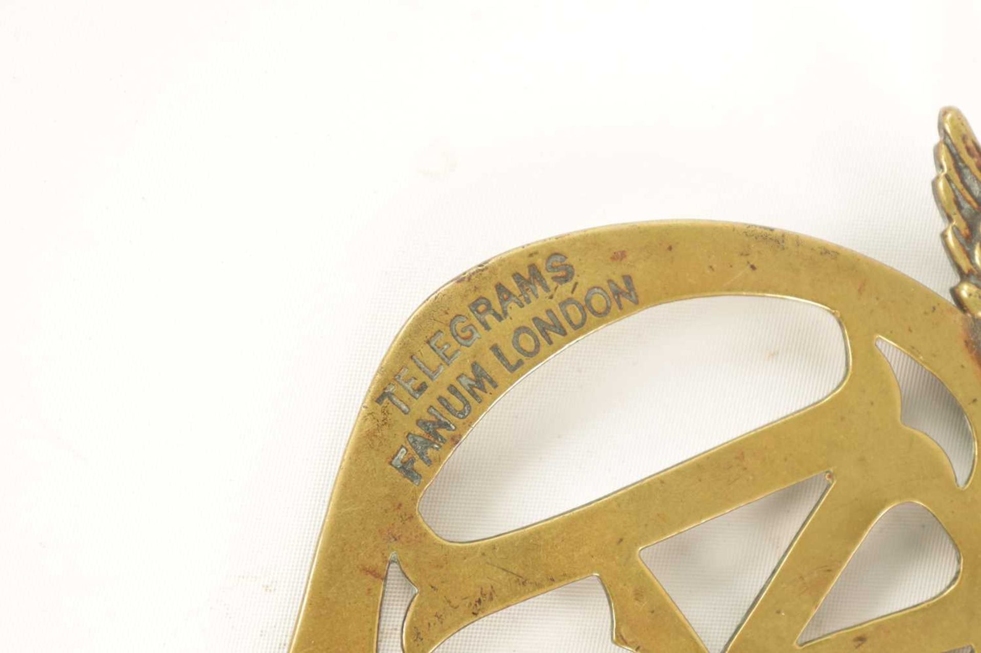 AN EARLY AA BRASS CAR BADGE - Image 4 of 7