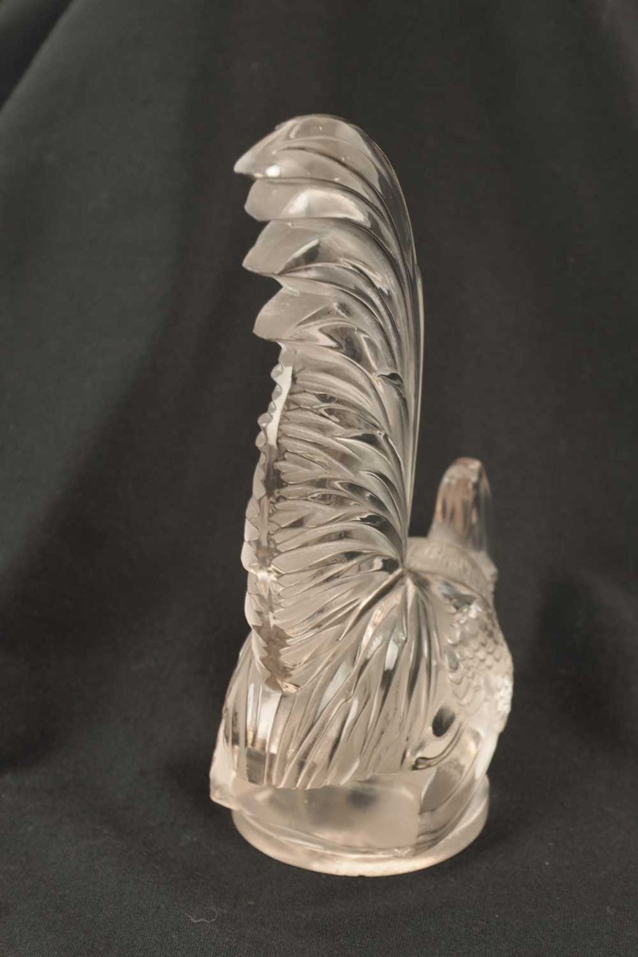 A RENE LALIQUE 'COQ NAIN' CLEAR GLASS AND FROSTED CAR MASCOT - Image 4 of 10