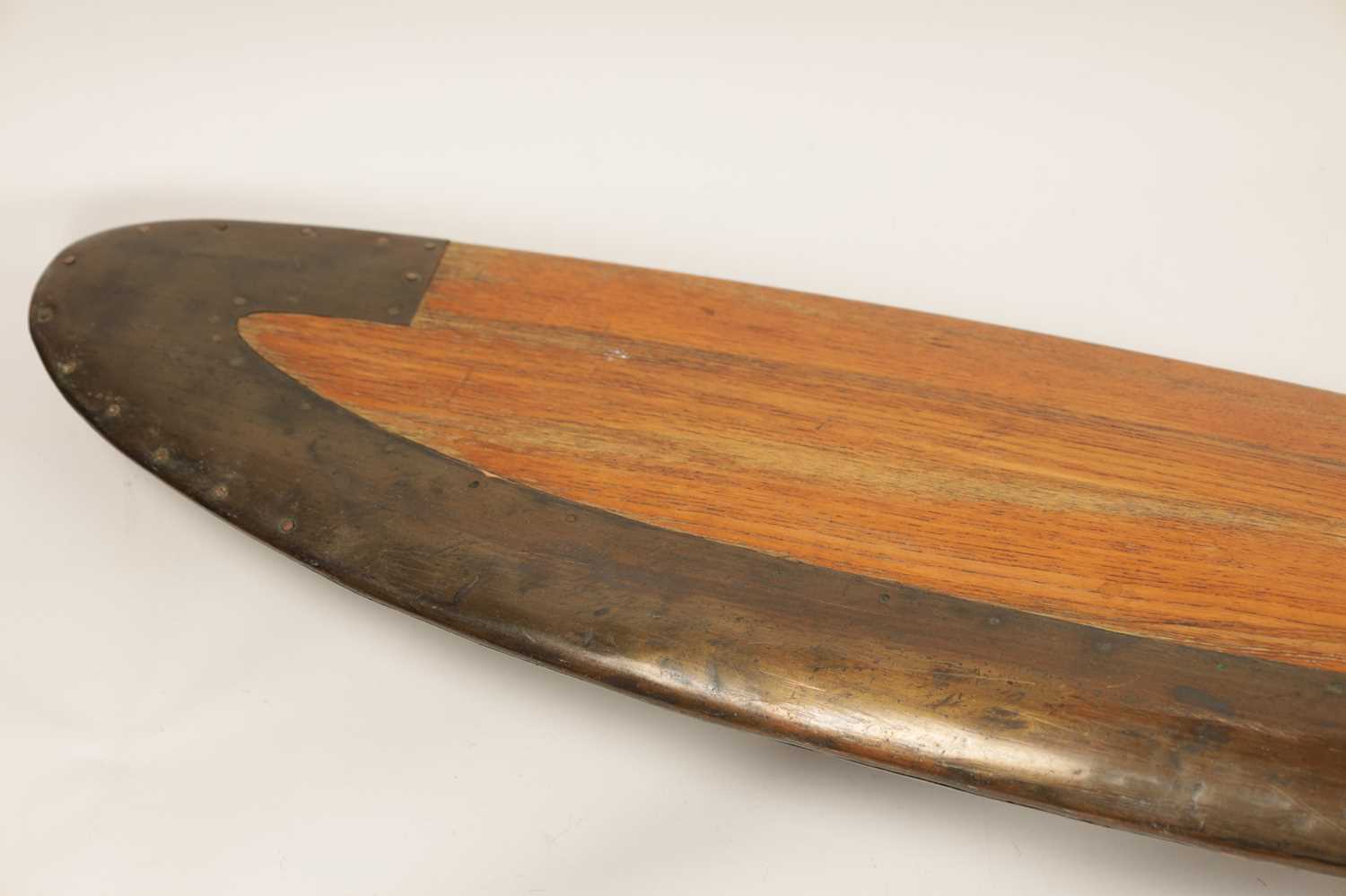 AN EARLY 20TH CENTURY WW1 PROPELLER BLADE - Image 3 of 8