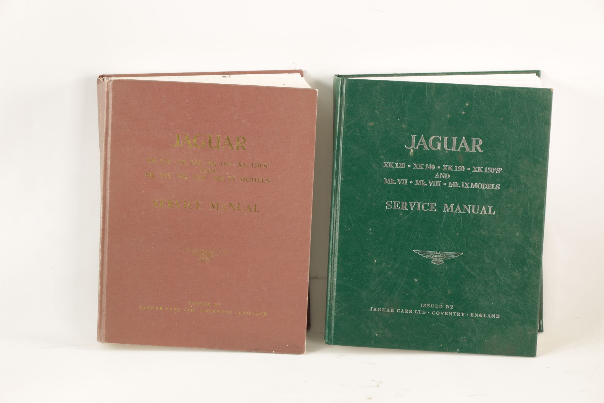 TWO 1950S JAGUAR SERVICE MANUALS - Image 8 of 10