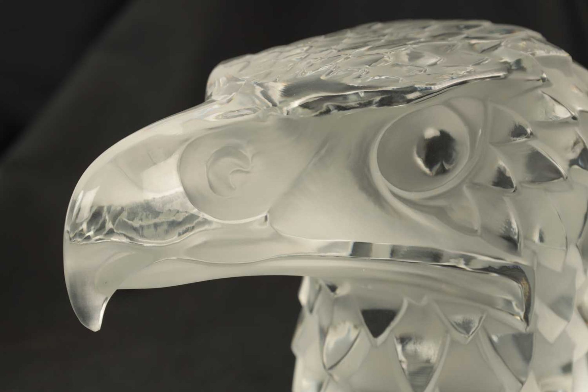 A RENE LALIQUE 'TETE D'AIGLE' CLEAR AND FROSTED GLASS CAR MASCOT - Image 6 of 8