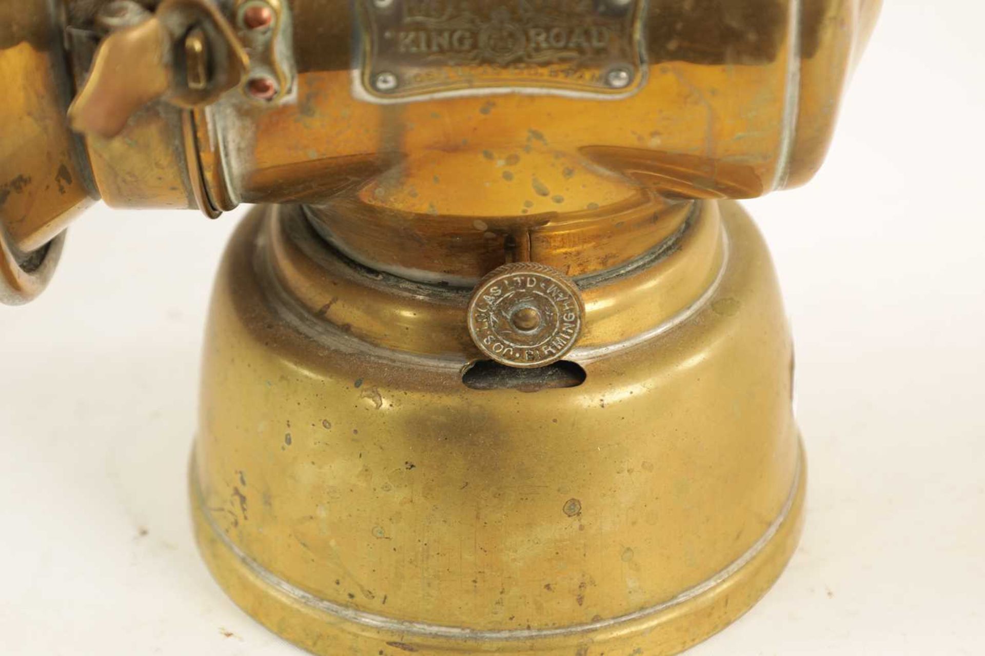 A BRASS LUCAS 721 'KING OF THE ROAD' OIL SIDE LAMP - Image 9 of 9