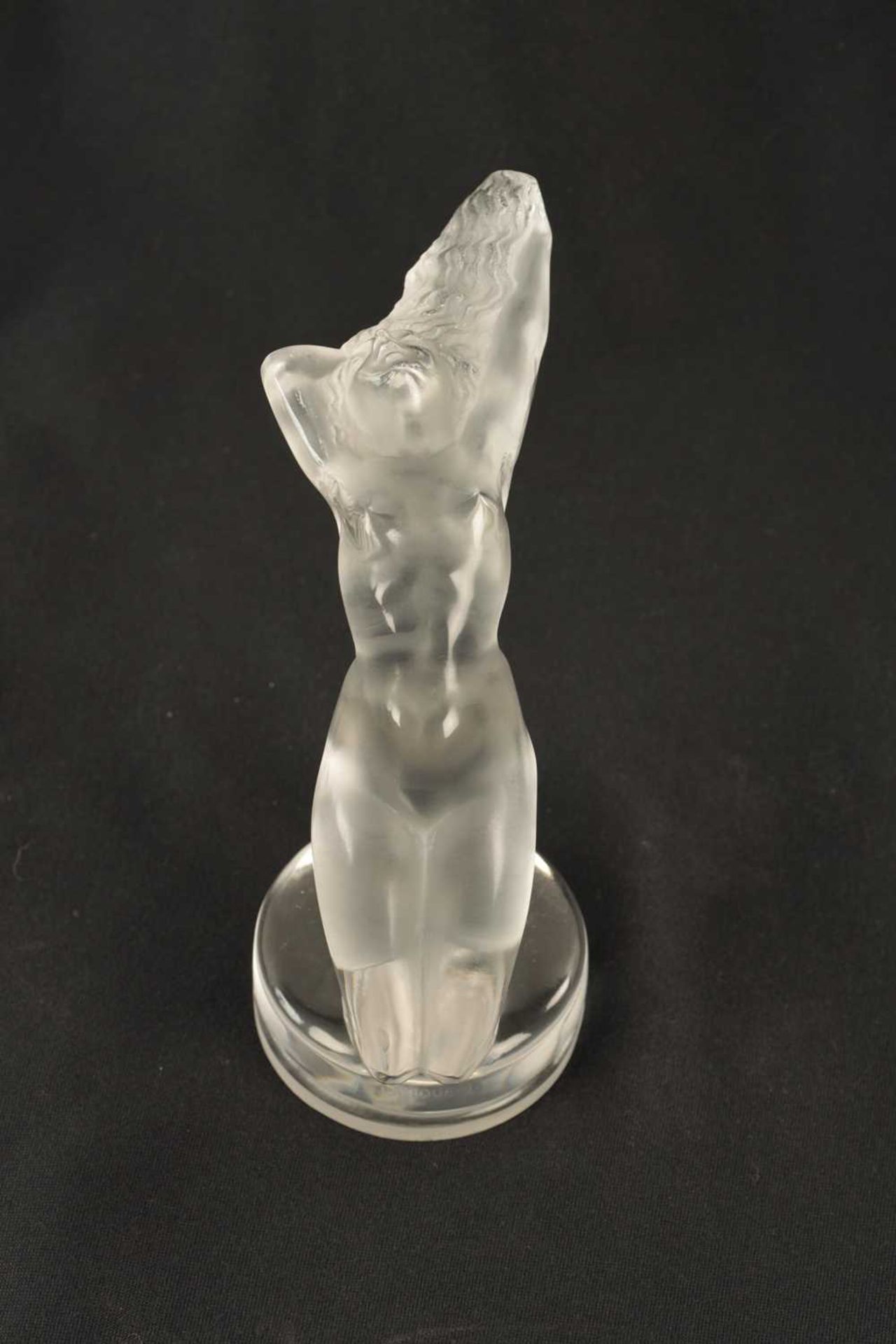 A RENE LALIQUE 'CHRYSIS' CLEAR GLASS CAR MASCOT - Image 3 of 9